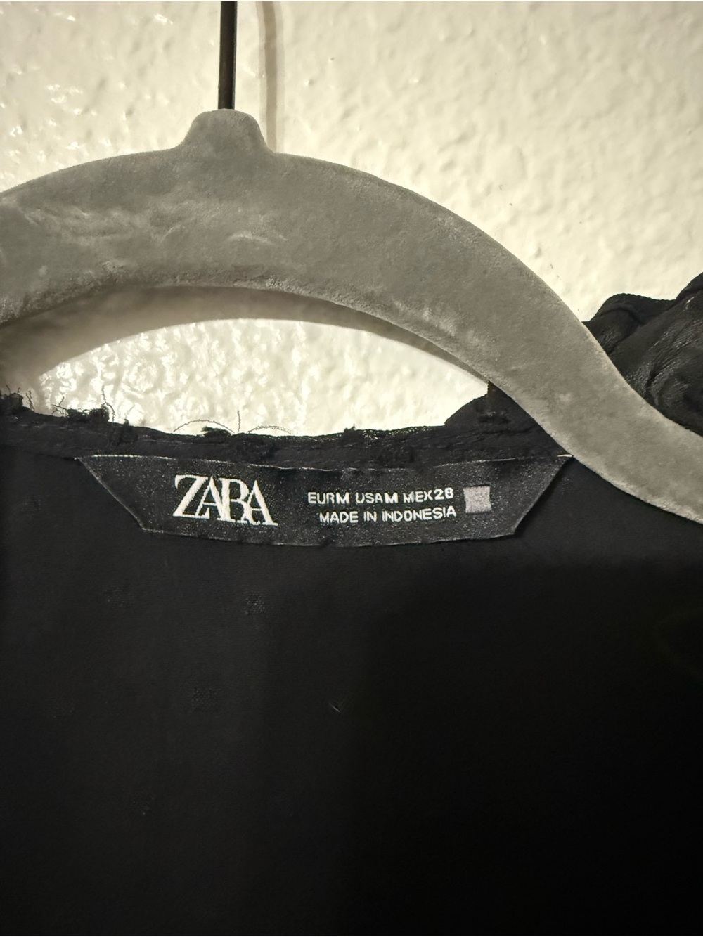 Zara Black Swiss Dot Ruffle Blouse Size M - Picture 3 of 4